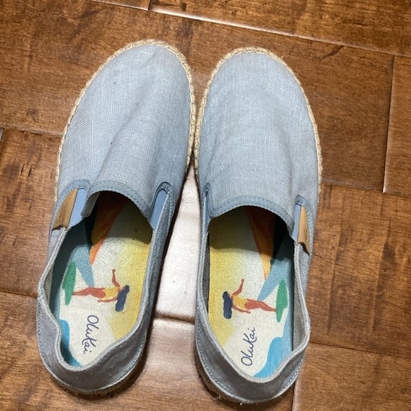 OluKai Light Blue Canvas Kuala Pa'a Kapa Slip On Espadrille - Picture 5 of 7
